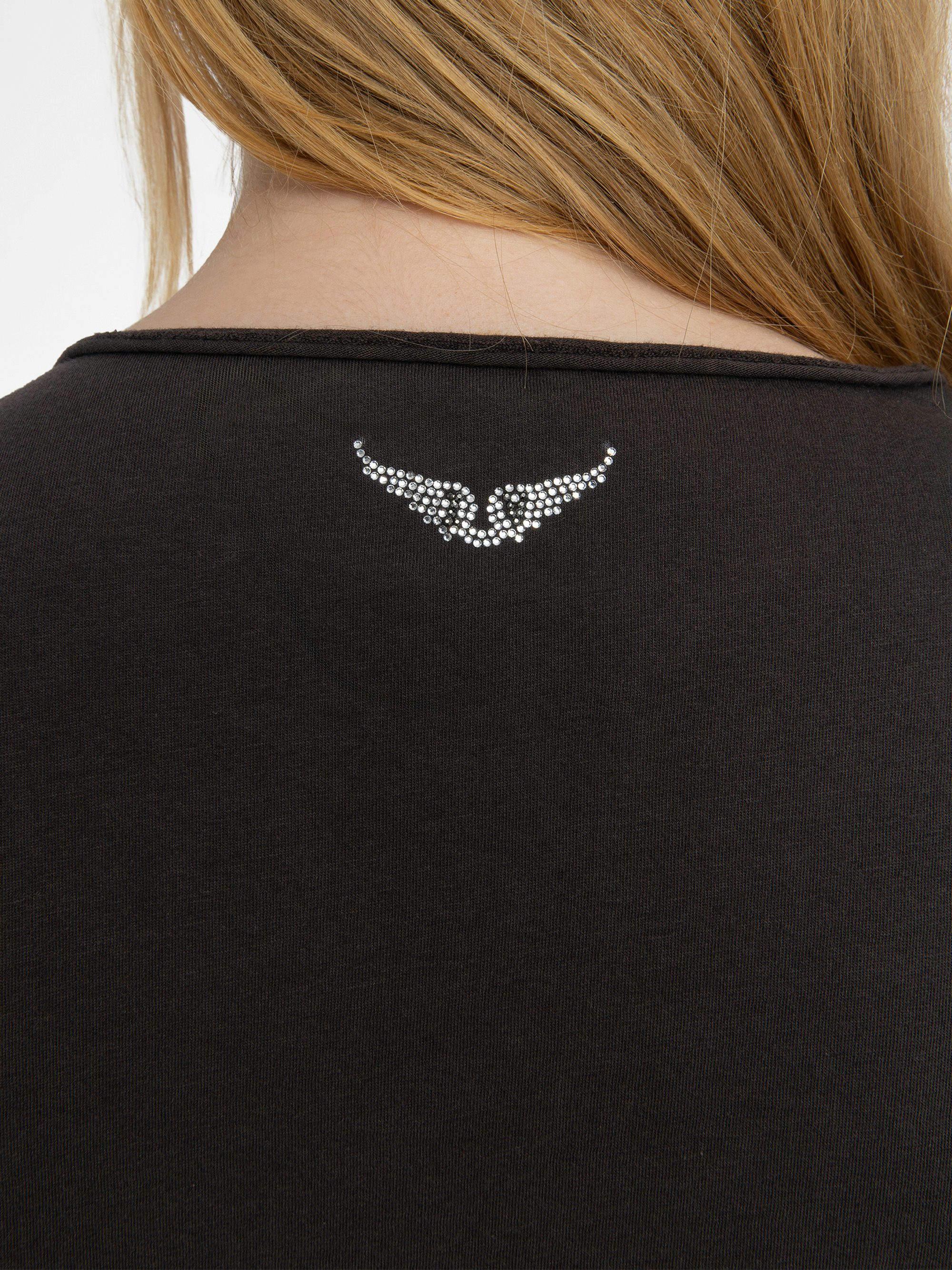 Henley T-shirt Tuni - Short-sleeved henley t-shirt with rhinestone wings on the back.